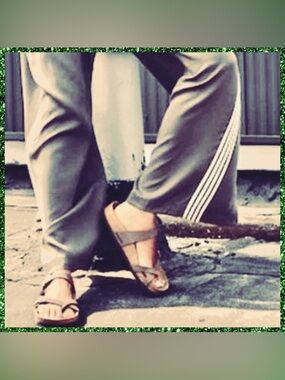 Mayari Birkenstock in Oiled-Leather  Worn Once 37 Olive Green